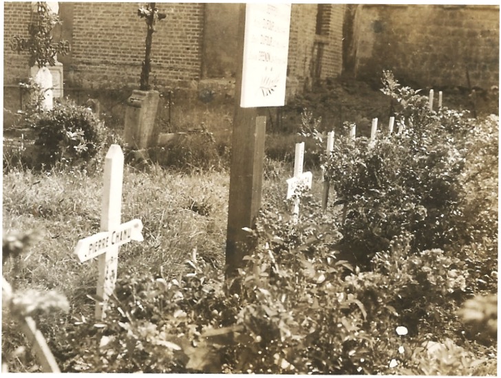 Tombes soldats français morts à Blosseville en juin 1940