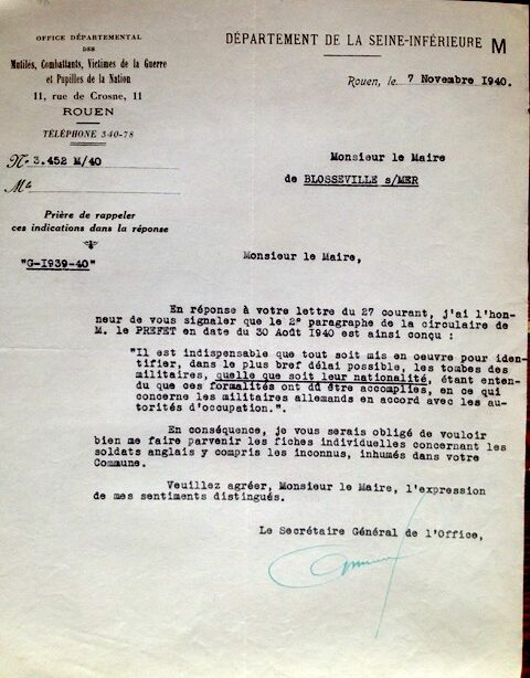 Montre le souci des autorités de connaître le lieu d'inhumation des soldats tués, de les recenser, notamment les britanniques